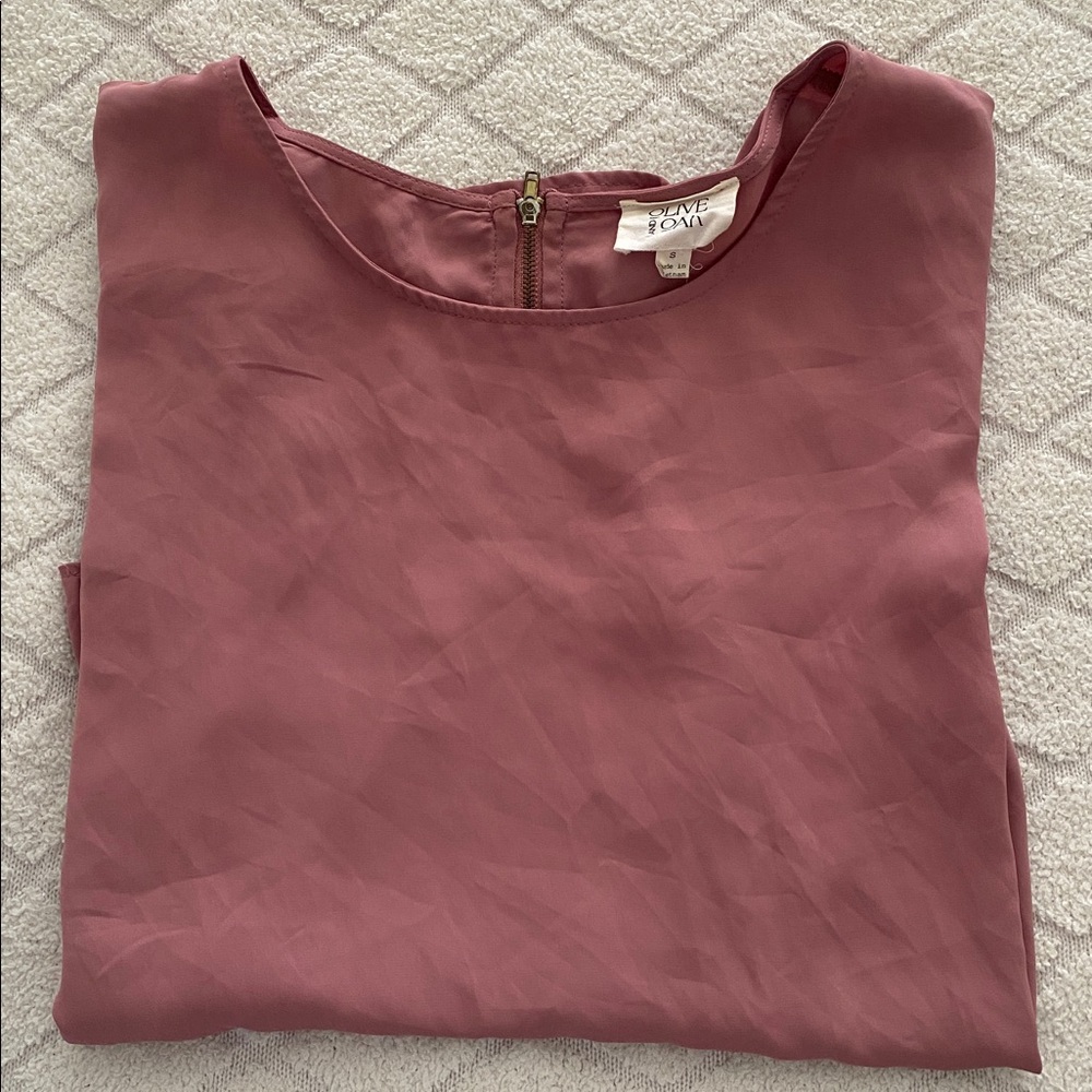 Mauve Office Top - Picture 2 of 3